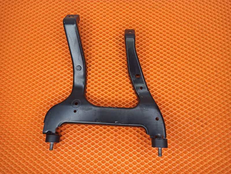 кронштейн впускного коллектора, 400 рублей, Екатеринбург