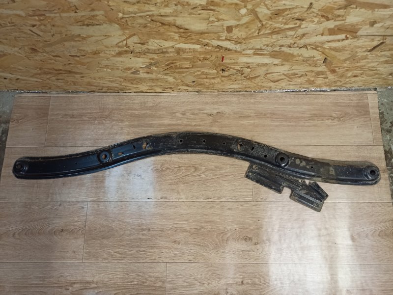 Балка поперечная, 500 рублей, Екатеринбург