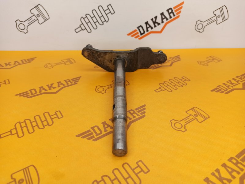 Ось с рычагом переключения передач, 1000 рублей, Екатеринбург