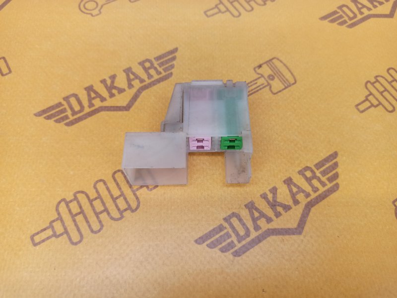 Держатель предохранителя, 500 рублей, Екатеринбург