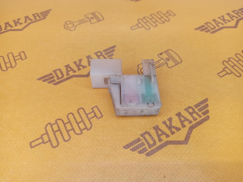 Держатель предохранителя, 500 рублей, Екатеринбург