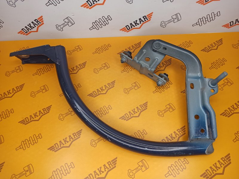 Петля крышки багажника, 500 рублей, Екатеринбург