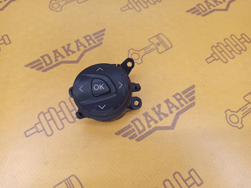 Кнопка управления магнитолой на руль, 400 рублей, Екатеринбург