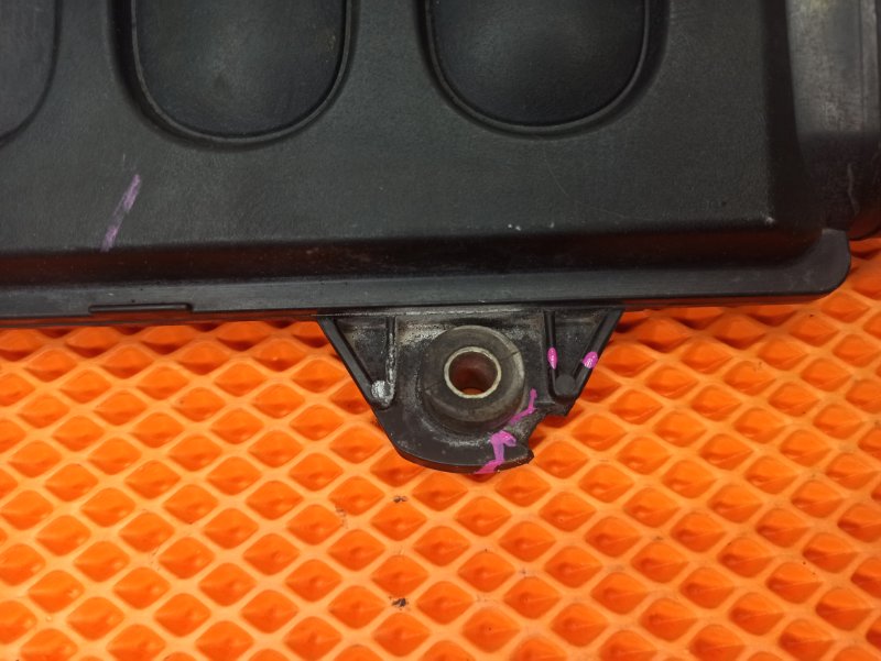 Корпус воздушного фильтра нижняя часть, 500 рублей, Екатеринбург