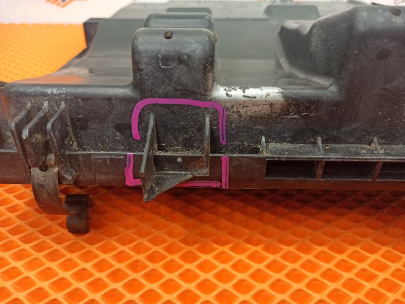 Корпус воздушного фильтра нижняя часть, 500 рублей, Екатеринбург