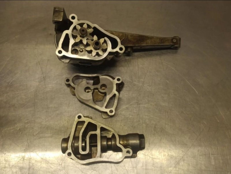 насос масляный, 1500 рублей, Екатеринбург