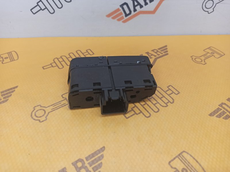 Кнопка обогрева заднего стекла, 500 рублей, Екатеринбург