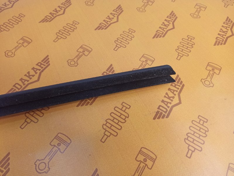 молдинг стекла, 400 рублей, Екатеринбург