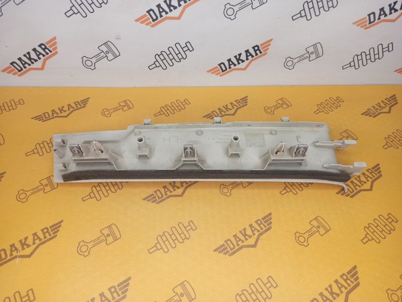 Обшивка стойки стекла, 400 рублей, Екатеринбург