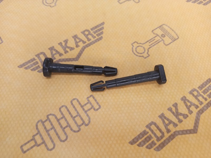 Штифт крепления крышки бардачка, 1000 рублей, Екатеринбург