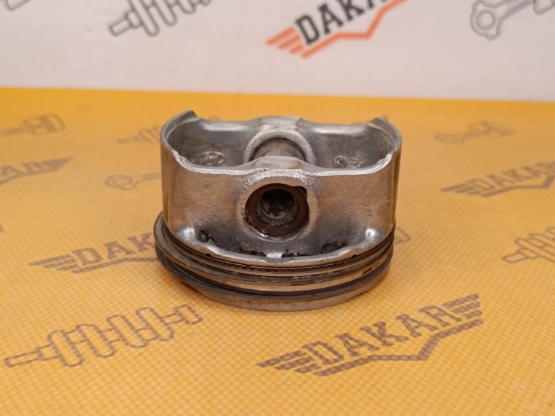 поршень, 2000 рублей, Екатеринбург