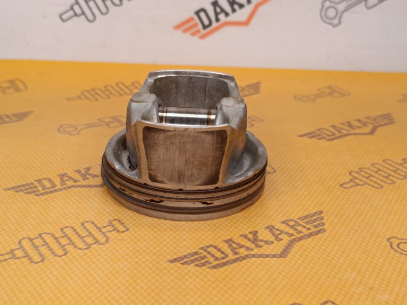 поршень, 2000 рублей, Екатеринбург