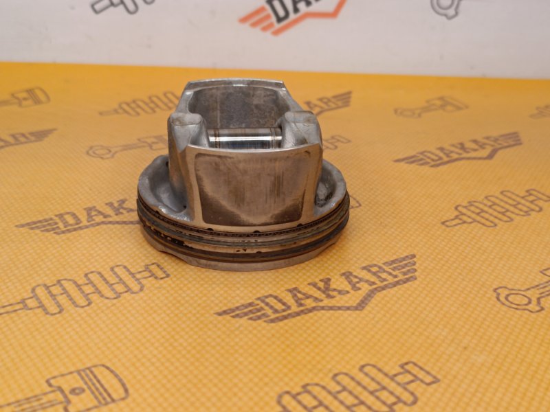 поршень, 2000 рублей, Екатеринбург