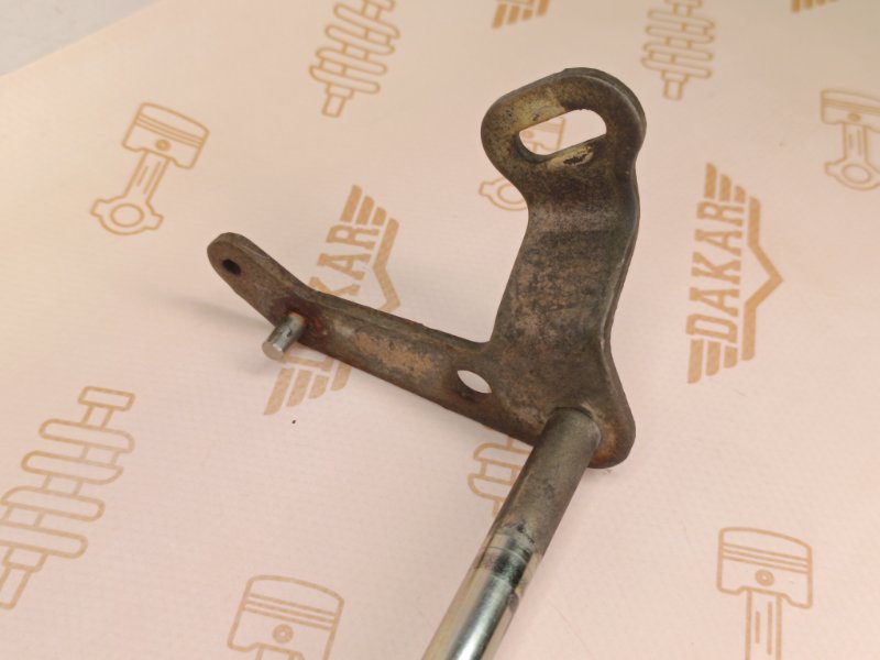 Ось с рычагом переключения передач, 1000 рублей, Екатеринбург