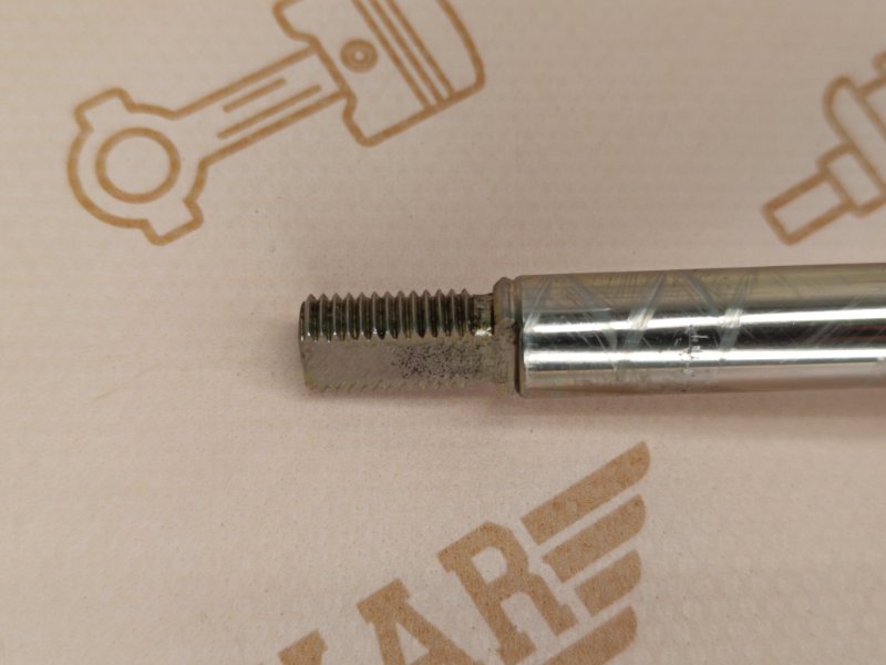 Ось с рычагом переключения передач, 1000 рублей, Екатеринбург