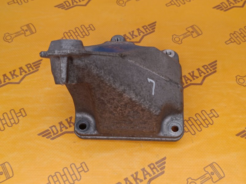 кронштейн двигателя, 1000 рублей, Екатеринбург