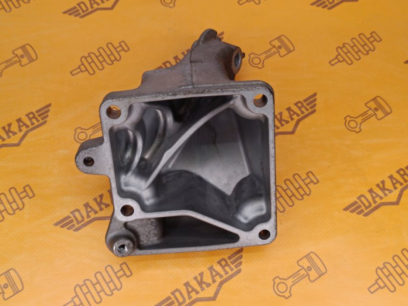 кронштейн двигателя, 1000 рублей, Екатеринбург