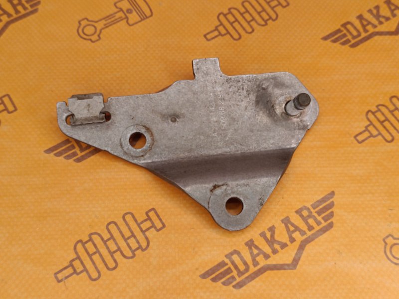 Кронштейн катализатора, 1000 рублей, Екатеринбург