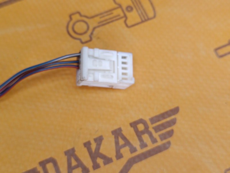 Разъём дефлектора отопителя центрального, 500 рублей, Екатеринбург