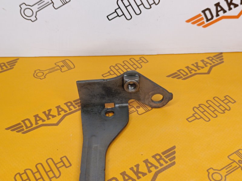 Кронштейн теплового экрана выпускного коллектора, 500 рублей, Екатеринбург