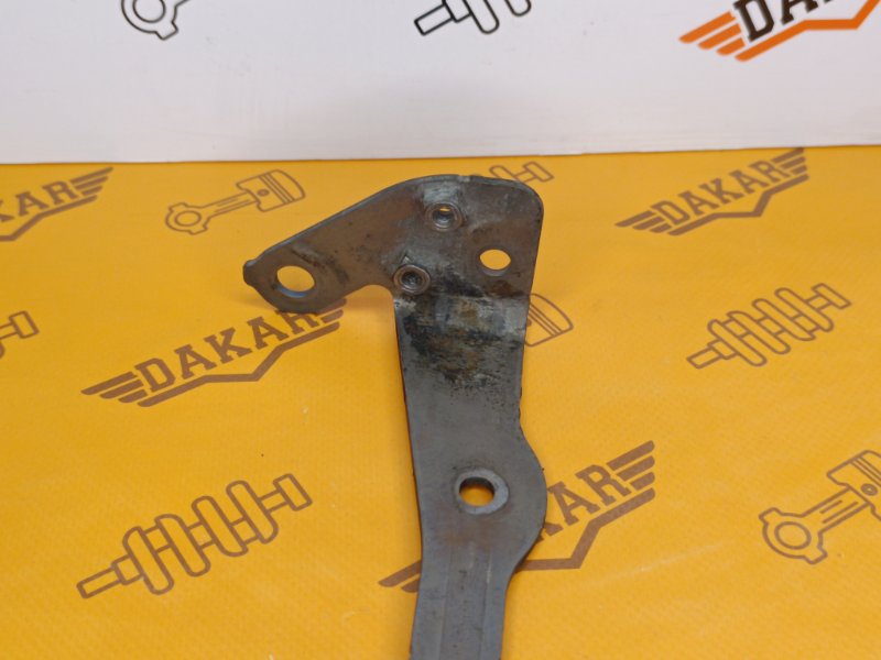 Кронштейн теплового экрана выпускного коллектора, 500 рублей, Екатеринбург