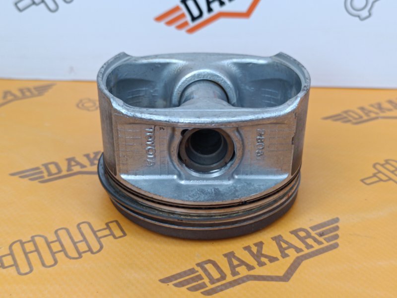 поршень, 1000 рублей, Екатеринбург