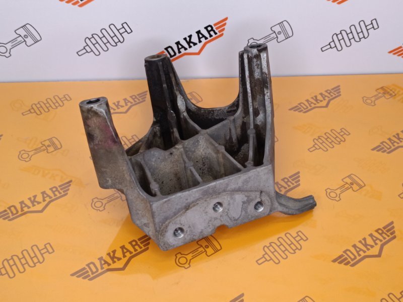 кронштейн двигателя, 1000 рублей, Екатеринбург