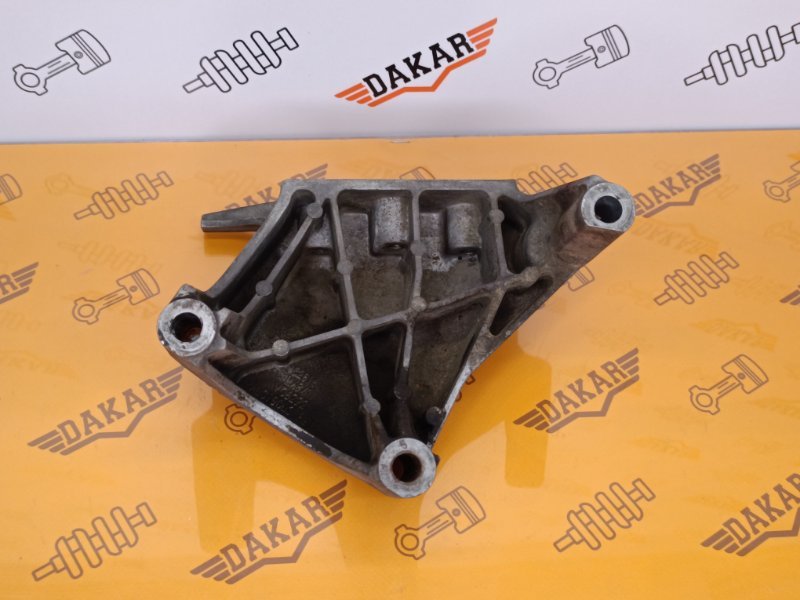 кронштейн двигателя, 1000 рублей, Екатеринбург