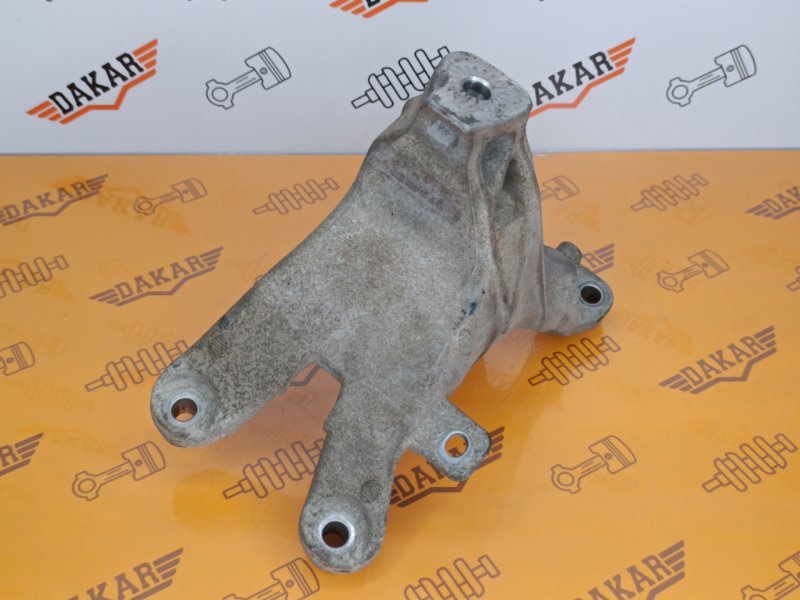 кронштейн двигателя, 1000 рублей, Екатеринбург