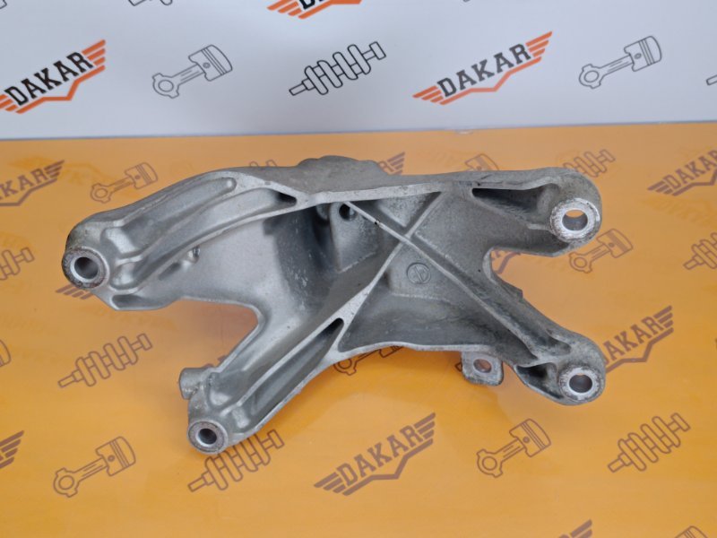 кронштейн двигателя, 1000 рублей, Екатеринбург