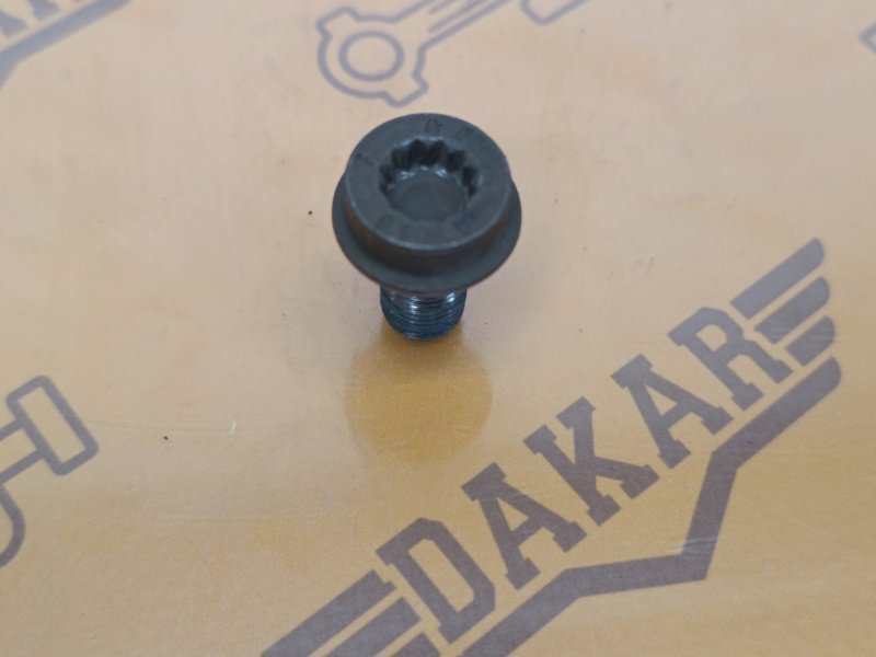 болт маховика, 300 рублей, Екатеринбург