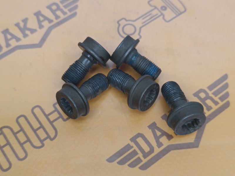 болт маховика, 300 рублей, Екатеринбург