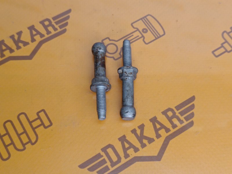 Крепление декоративной крышки ДВС, 500 рублей, Екатеринбург