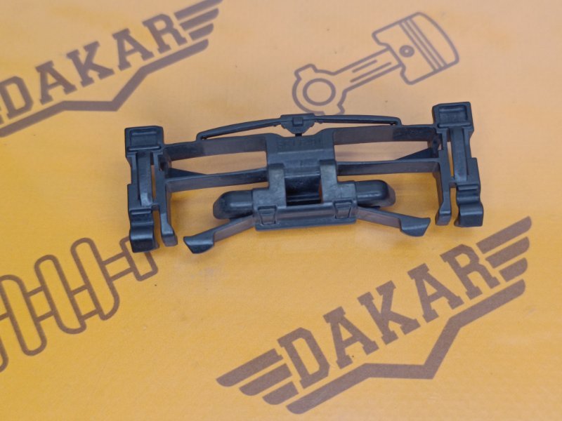 Кронштейн молдинга крыши, 1000 рублей, Екатеринбург