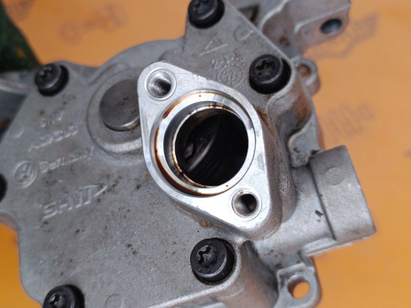 насос масляный, 2000 рублей, Екатеринбург