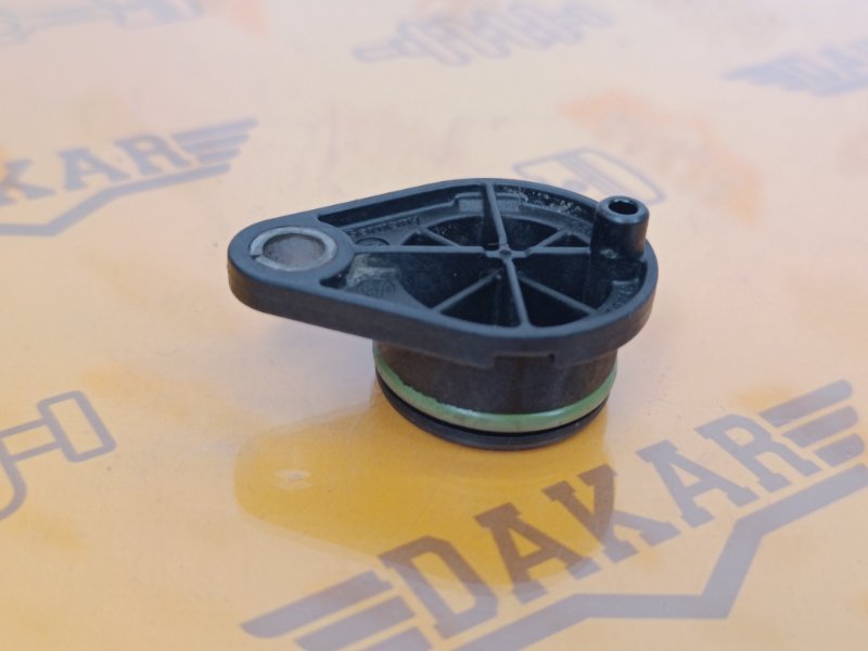 крышка распредвала, 2000 рублей, Екатеринбург