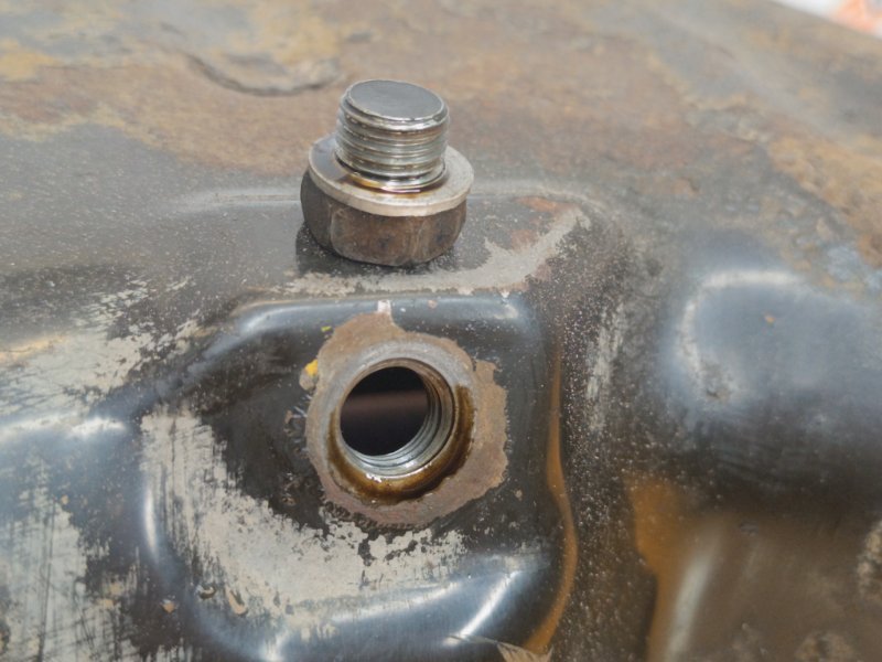 Масляный поддон, 3500 рублей, Екатеринбург