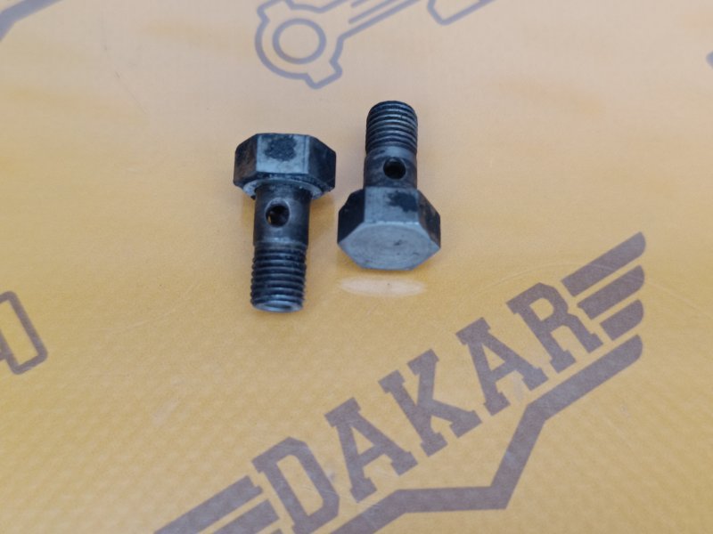 болт масляной трубки, 500 рублей, Екатеринбург