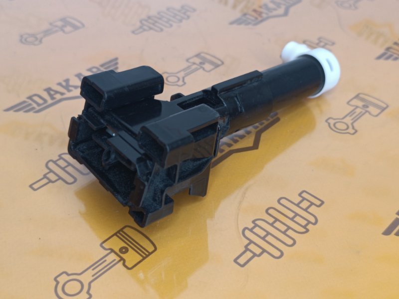 Форсунка омывателя фар, 2500 рублей, Екатеринбург