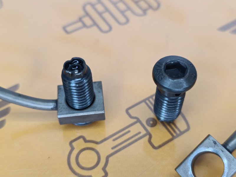 Масляная форсунка комплект 4 шт, 2000 рублей, Екатеринбург