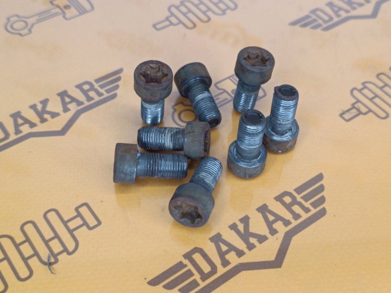Болт маховика комплект 8 шт, 1000 рублей, Екатеринбург