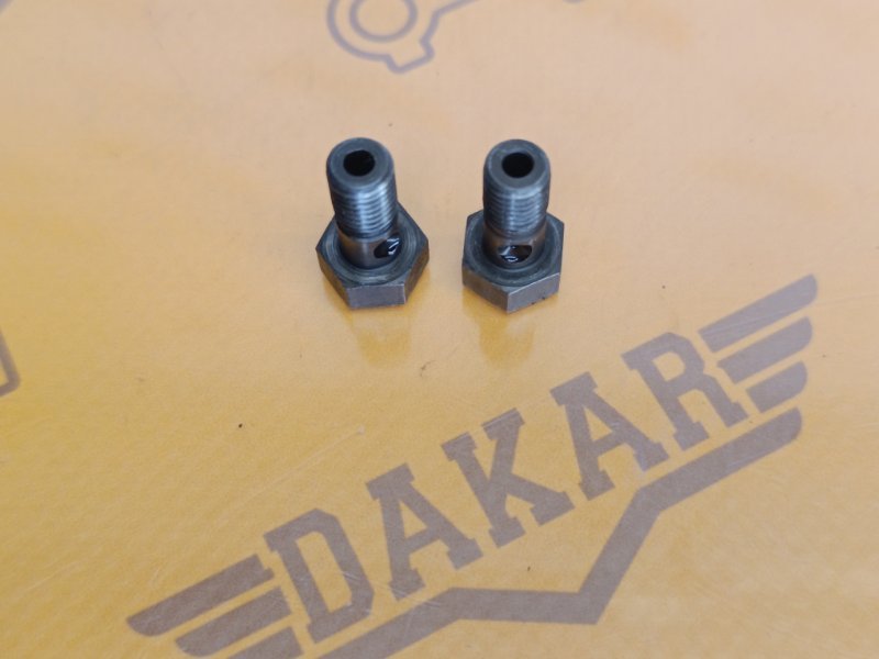 Комплект болтов масляной трубки, 1000 рублей, Екатеринбург