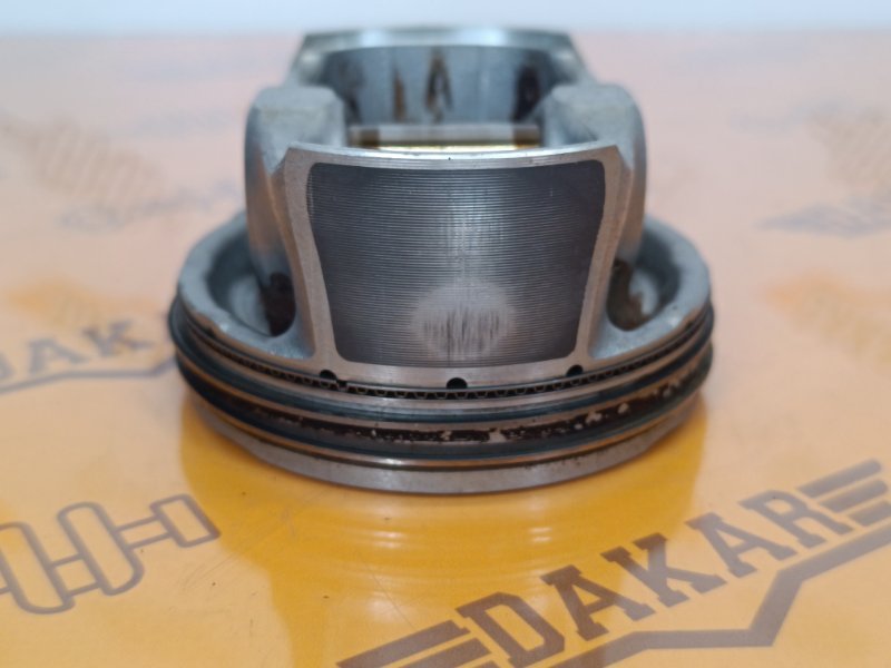 поршень, 1000 рублей, Екатеринбург