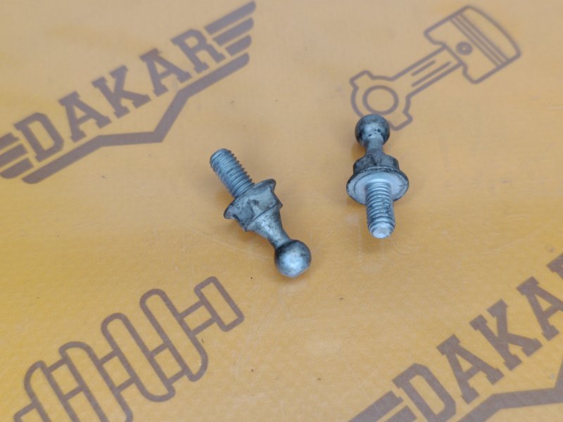 Крепление декоративной крышки ДВС, 500 рублей, Екатеринбург