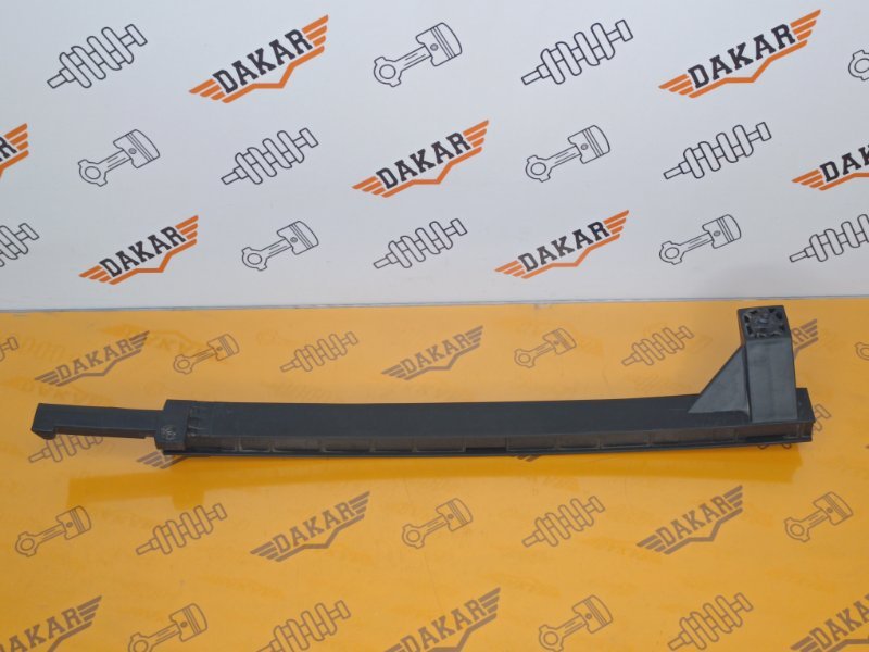 Направляющая стекла двери, 500 рублей, Екатеринбург