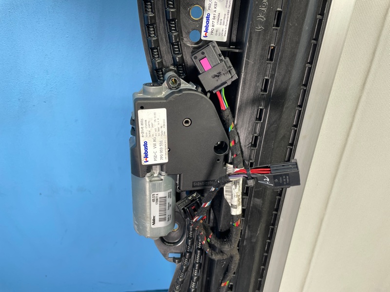 Люк в сборе электрический, 20000 рублей, Санкт-Петербург