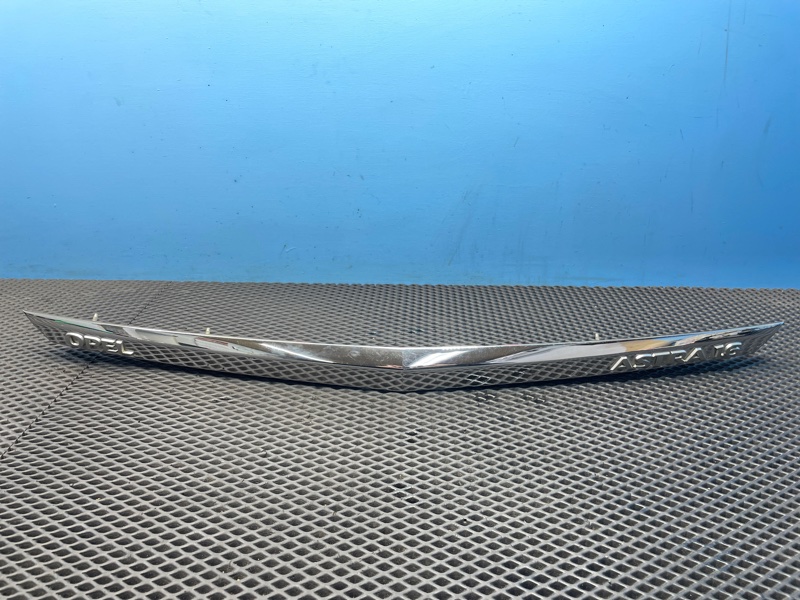 Накладка двери багажника, 900 рублей, Санкт-Петербург