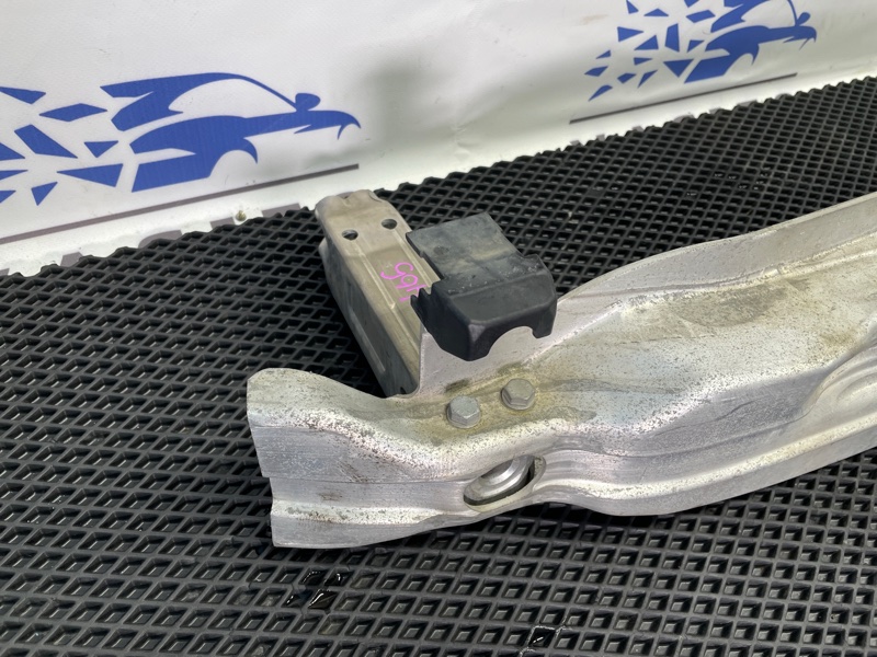 Усилитель бампера, 2000 рублей, Санкт-Петербург