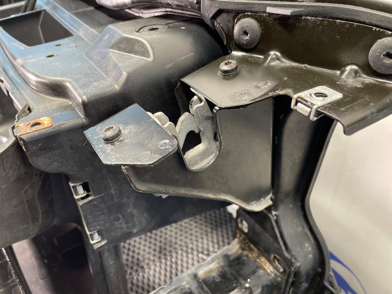 Панель передняя, 10000 рублей, Санкт-Петербург