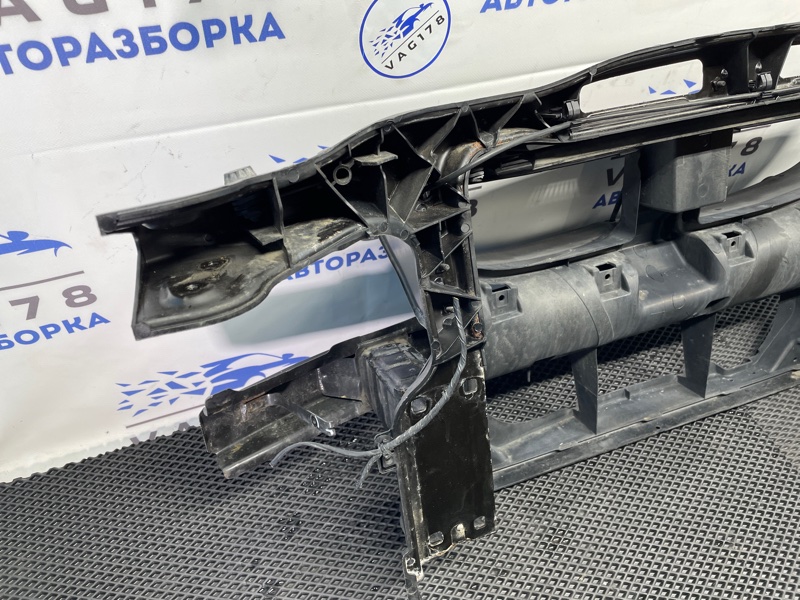 Панель передняя, 10000 рублей, Санкт-Петербург